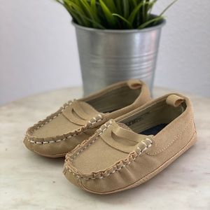 Baby boys Gap Moccasins-never worn - size 7